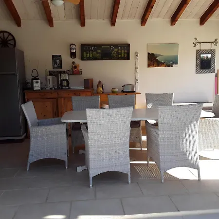 Bed And Breakfast Bed & Breakfast